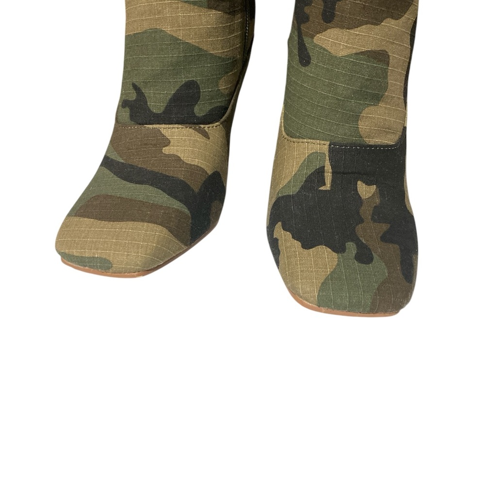 Camouflage Over-the-Knee Boots - Picture 4 of 4